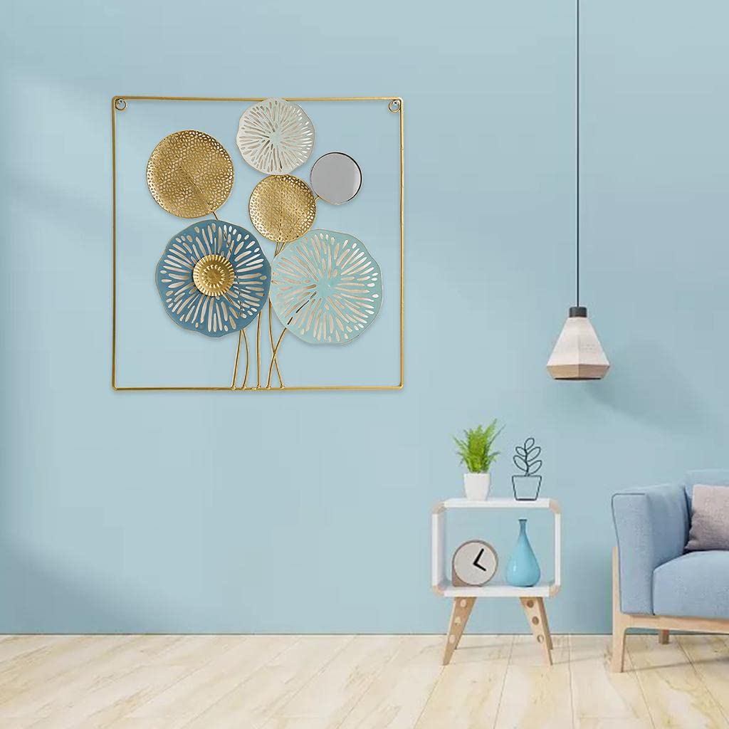 The Metal Frame Queens Chic Very Chic Wall Hanging Frame