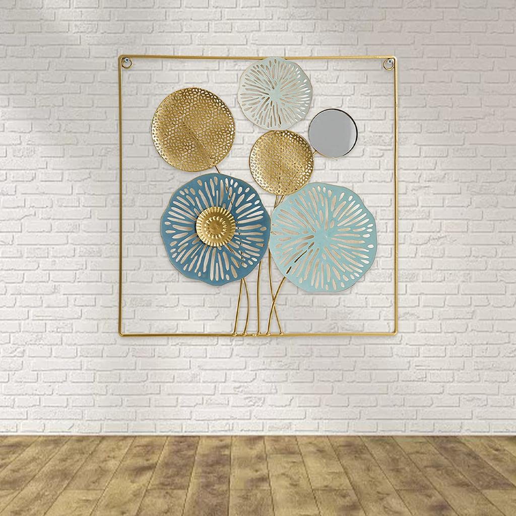 The Metal Frame Queens Chic Very Chic Wall Hanging Frame