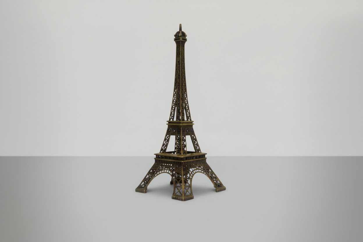 eiffel tower showpiece Agiftshop