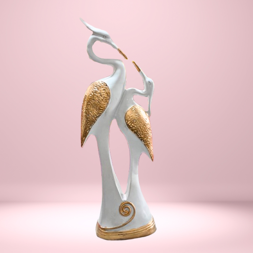 White Loving Swan Couple – Handcrafted Polyresin Decorative Showpiece