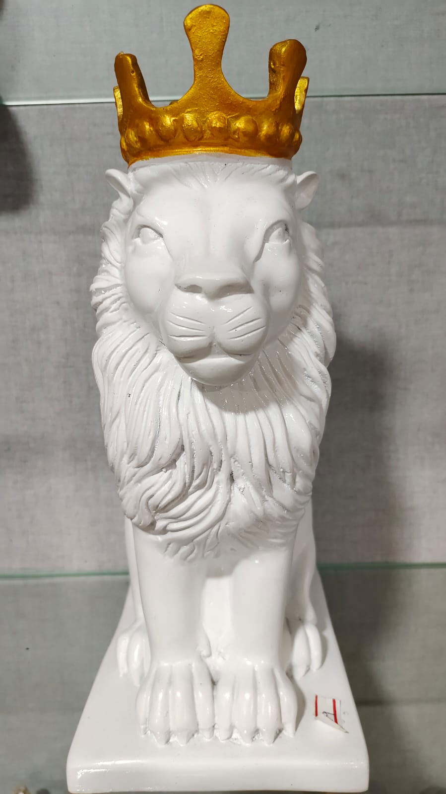 Regal Lion with Crown Showpiece – 29 cm Polyresin White Decorative Statue