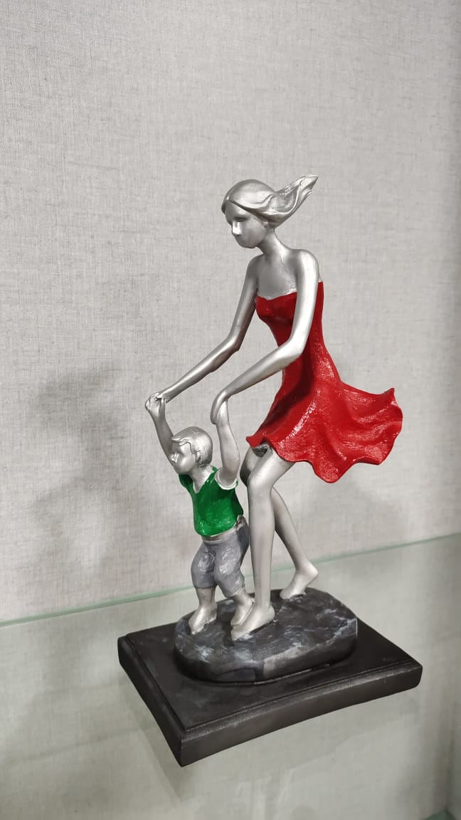 Mom and Child Table Resin Decor